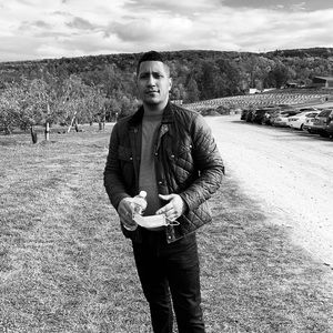 Meet your Posher, Juan